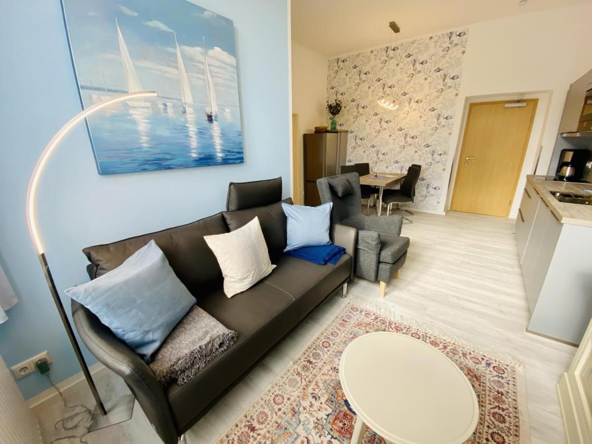 Berringer, Scholle, Direkt An Der Promenade Apartment Rostock Luaran gambar